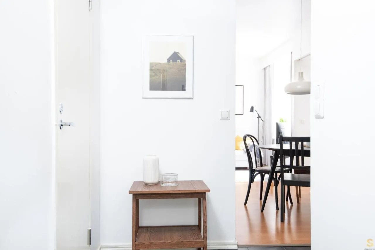 Wehost Topeliuksenkatu Apartamento Helsínquia 0*,  Finlândia